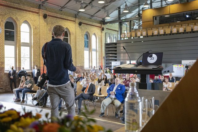 Wissensaustausch im Audimax der TH Brandenburg - Quelle: Oliver Karaschewski